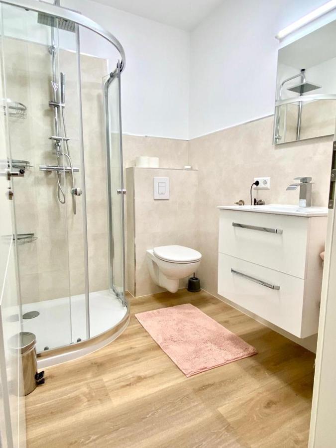 Wohnung Im Erdgeschoss Bietigheim-Bissingen Eksteriør bilde
